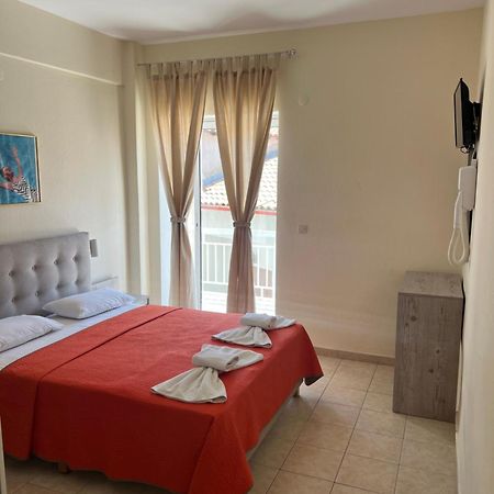 חניוטי Simotel Ermis מראה חיצוני תמונה