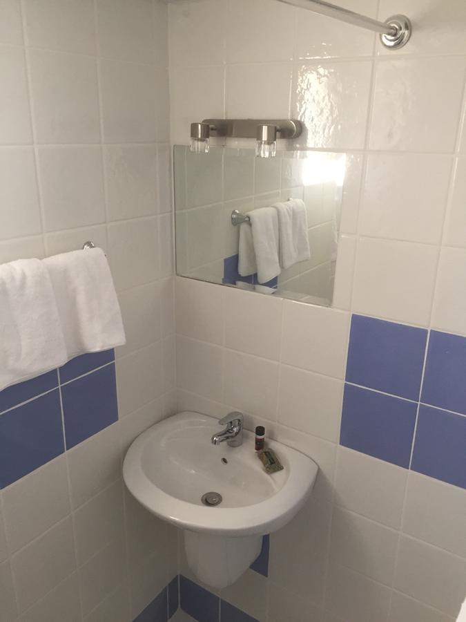 חניוטי Simotel Ermis מראה חיצוני תמונה