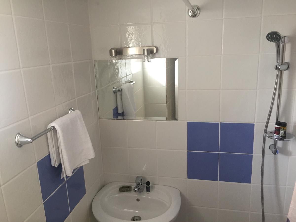 חניוטי Simotel Ermis מראה חיצוני תמונה