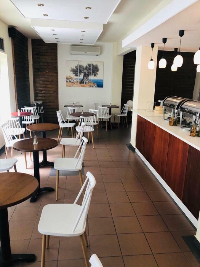 חניוטי Simotel Ermis מראה חיצוני תמונה